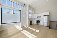 Building Photo - 1498 9th Ave