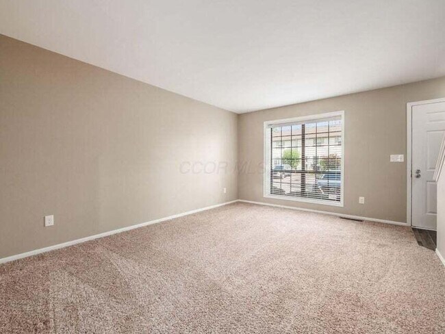 Building Photo - 5297 Brandy Oaks Ln