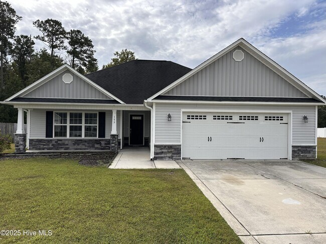 Primary Photo - 159 Cavalier Dr