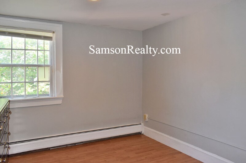 Building Photo - 84 Transit St