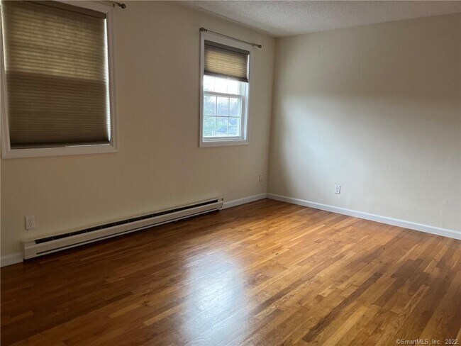 Building Photo - 1283 Hope St