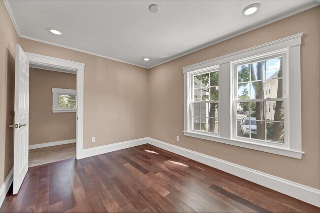 Building Photo - 1540 Mystic Valley Pkwy