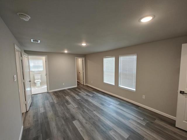 Building Photo - 207 W College Ave