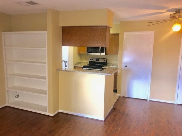 Building Photo - 2120 El Paseo St