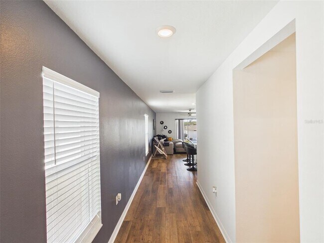 Building Photo - 5194 Sailor Rd