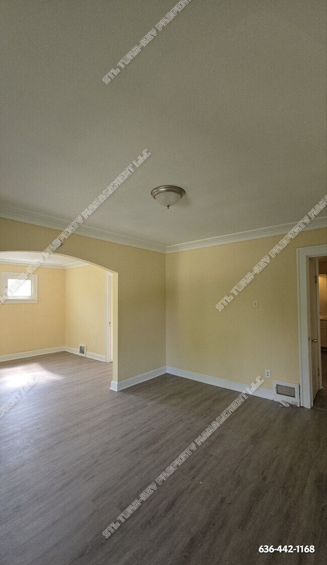 Building Photo - 3340 Werder Dr