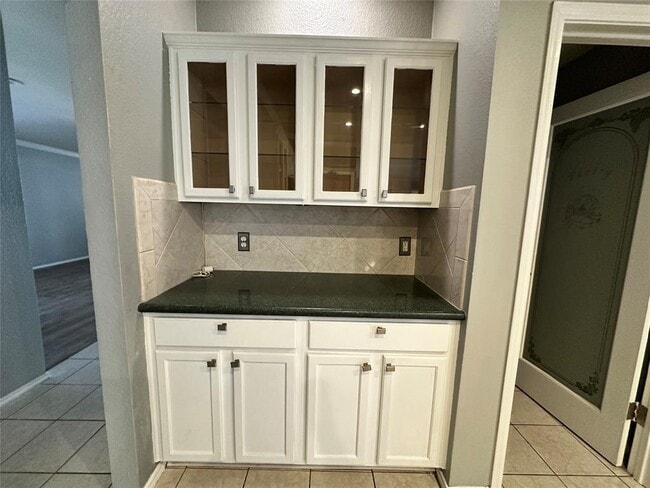 Building Photo - 4103 Natural Bridge Ct