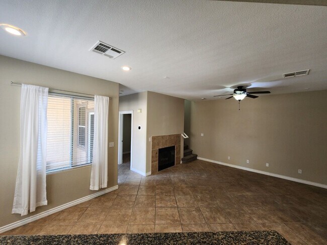 Building Photo - Beautiful Home in Summerlin