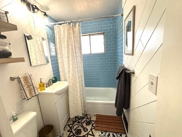 Building Photo - 6174 Otis St