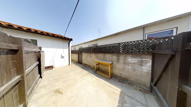 Building Photo - 4788 College Ave