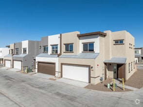 Building Photo - Cortaro Point
