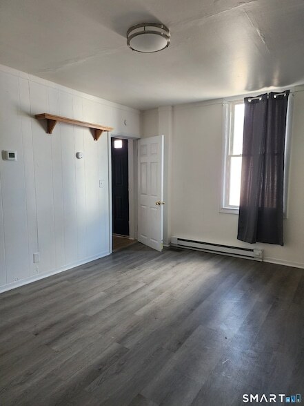 Building Photo - 16 3rd St