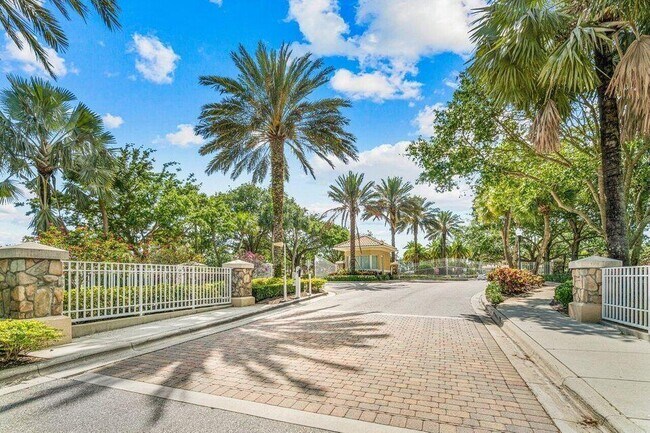 Building Photo - 4506 Illicium Dr