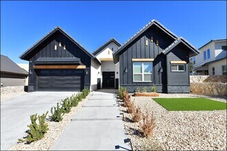 Building Photo - 1294 Desert Sky Pl