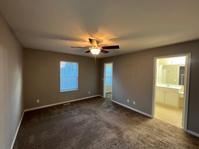 Building Photo - 19618 T St