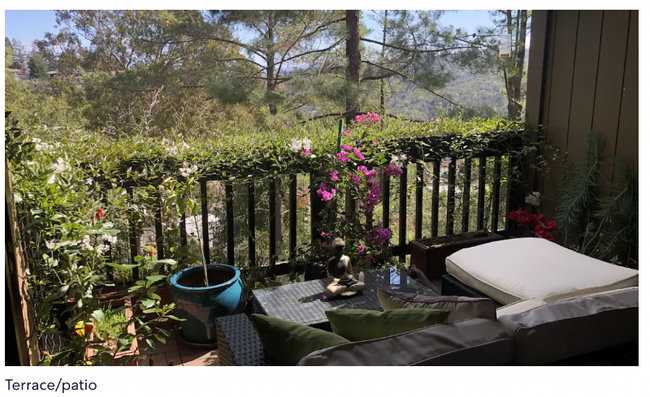 Building Photo - 3319 La Mesa Dr
