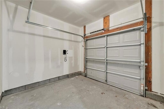 Building Photo - 209 Astra Ln.