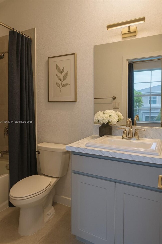 Building Photo - 540 NE 5th Terrace