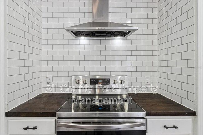 Building Photo - 455 Danube Dr