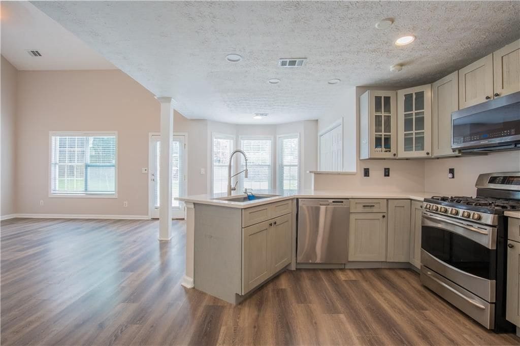 Building Photo - 3192 Dunlin Way