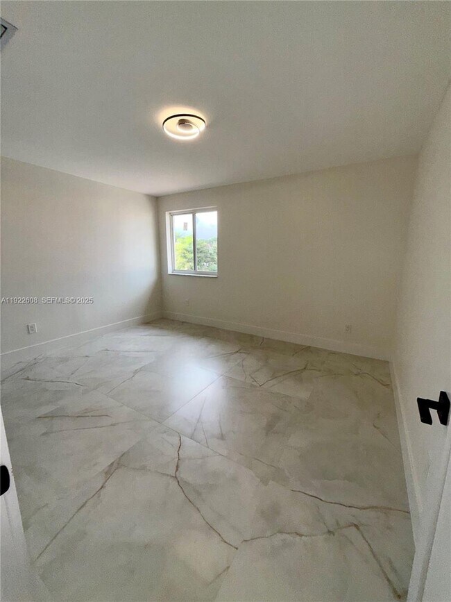 Building Photo - 15254 SW 109th St