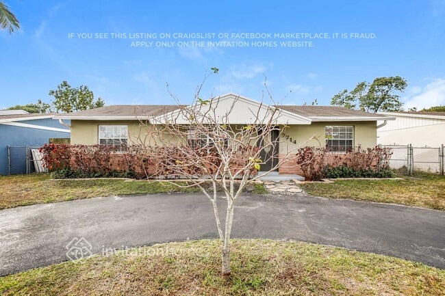 Building Photo - 7714 SW 6th Ct