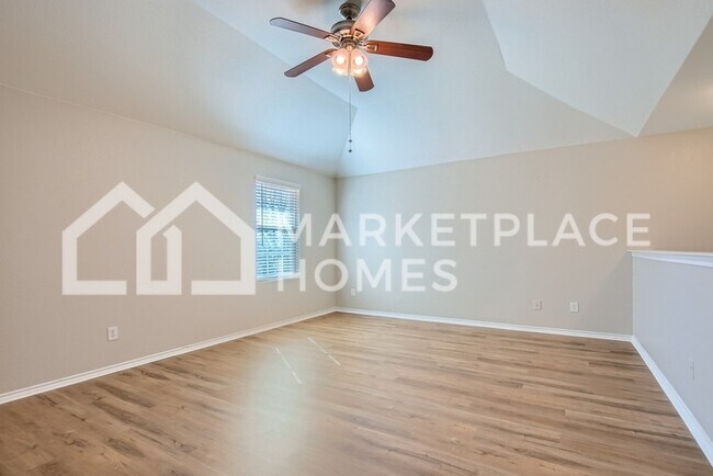 Building Photo - 902 Marble Creek Dr