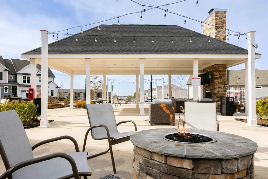 Building Photo - 60 Whitesell Way