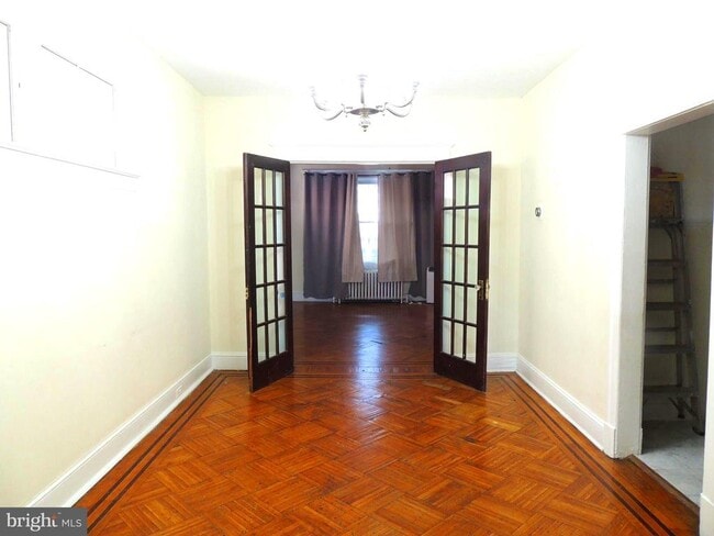 Building Photo - 1465 Girard St NW