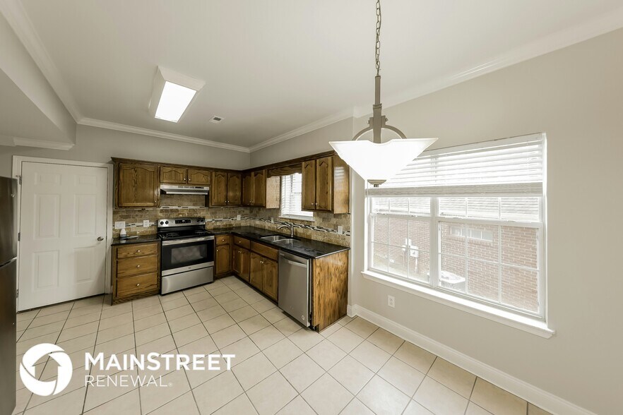 Building Photo - 1205 Riverford Dr