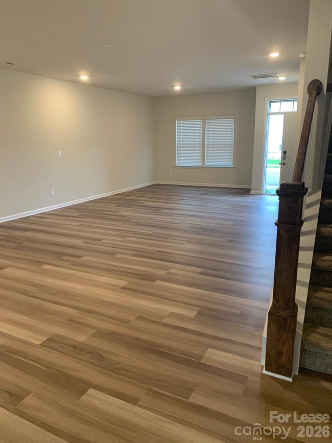 Building Photo - 446 Sagecroft Ln