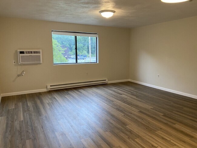 Building Photo - 50 Juniper Rd