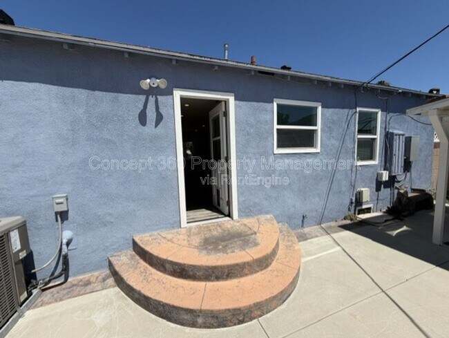 Building Photo - 2287 Belmont Ave