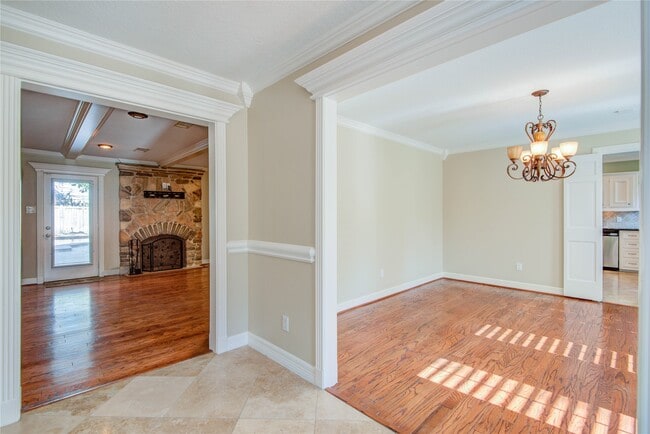 Building Photo - 8906 Herts Rd