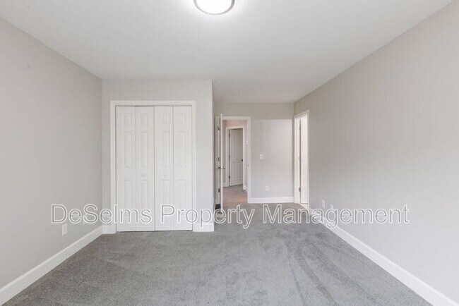 Building Photo - 1012 Beech Tree Ln