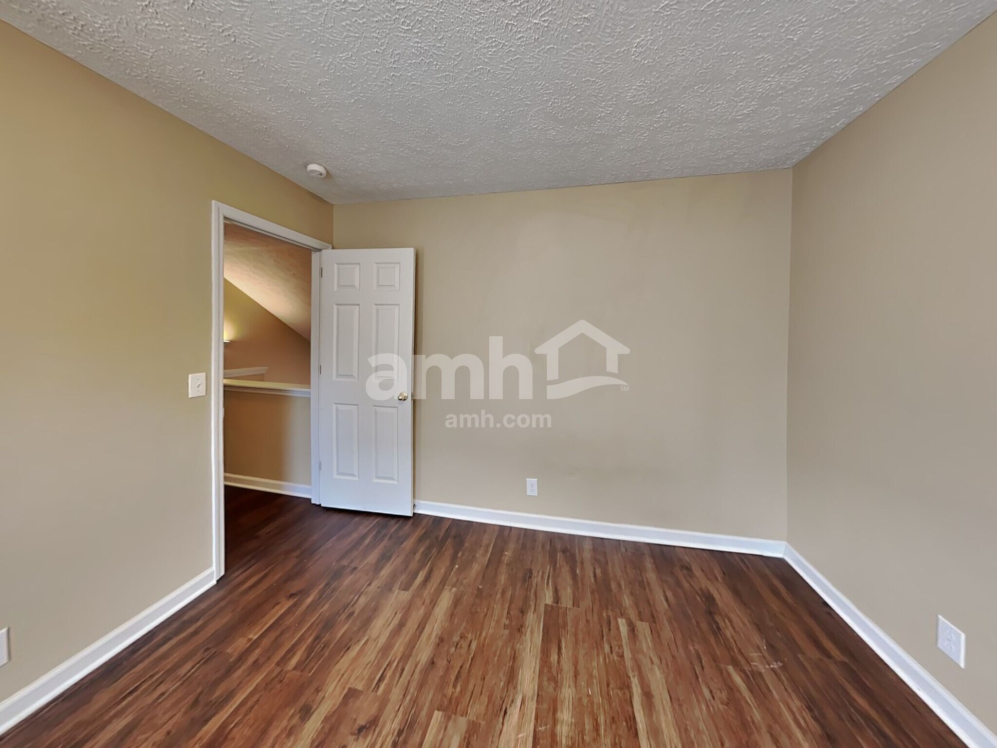 Building Photo - 196 Breakwater Dr