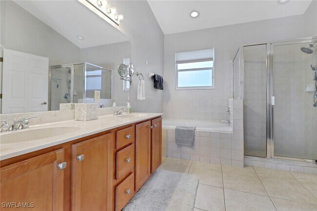 Building Photo - 6773 Southern Oak Ct