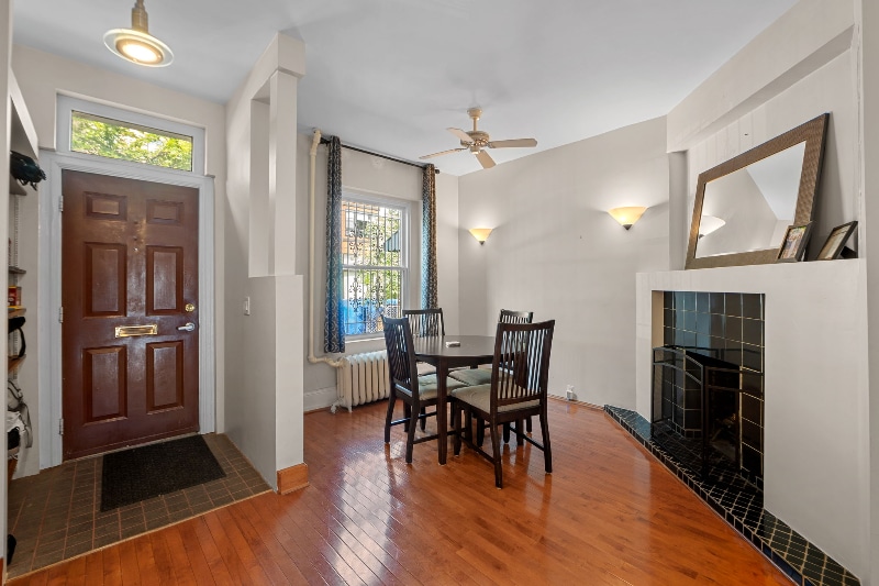 Building Photo - 1357 E St SE