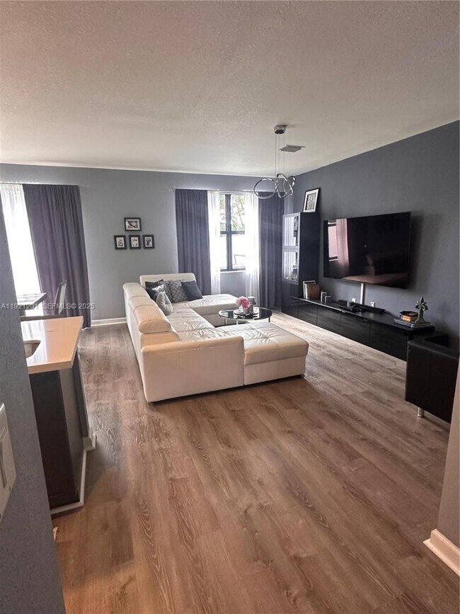 Building Photo - 3378 W 100th Terrace