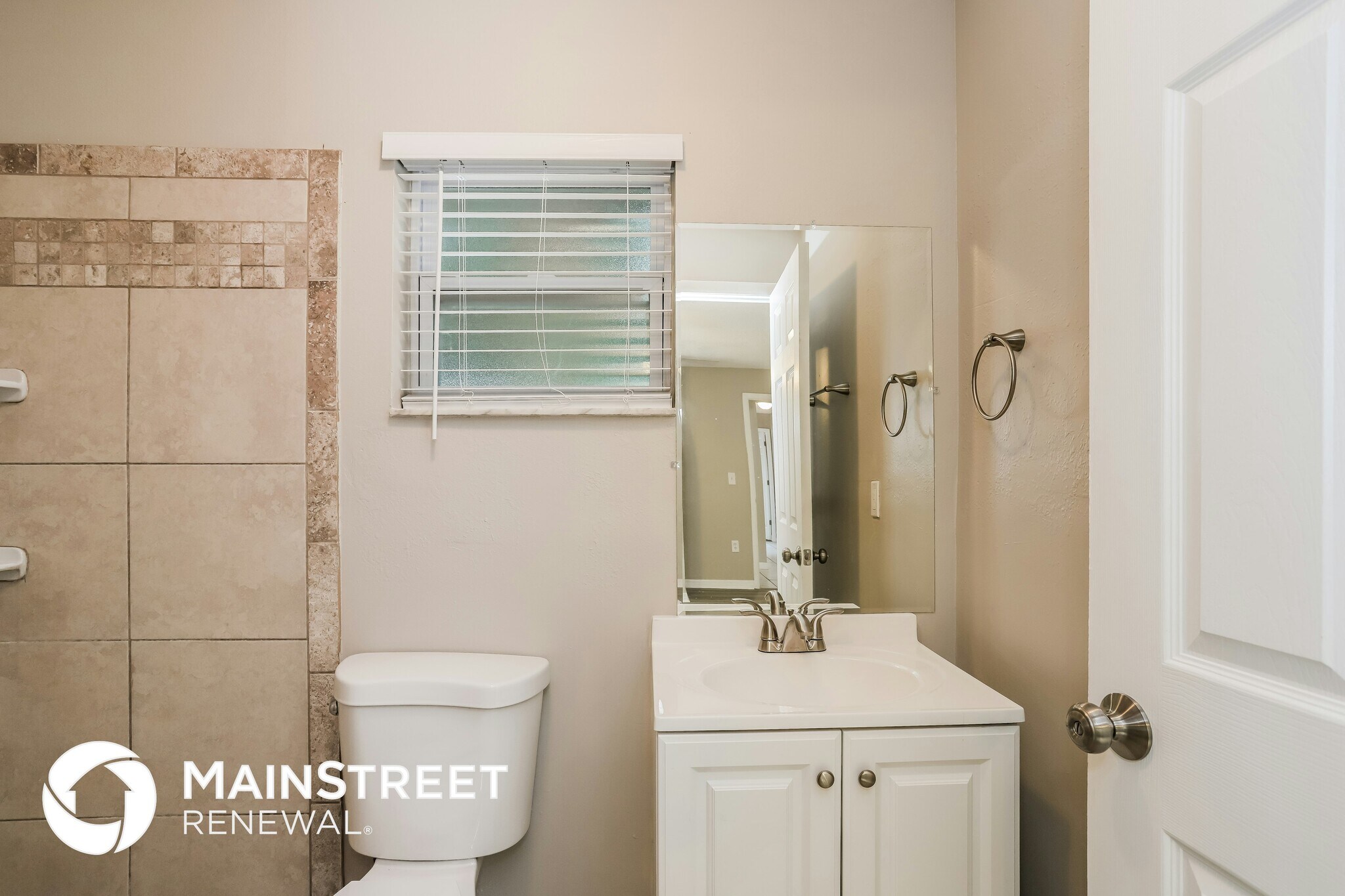 Building Photo - 4108 12th Ave W