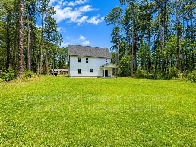 Building Photo - 621 Blawell Cir
