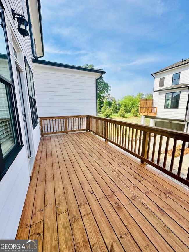 Building Photo - 512 Healy Dr