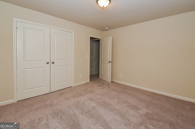 Building Photo - 220 Augusta Woods Dr