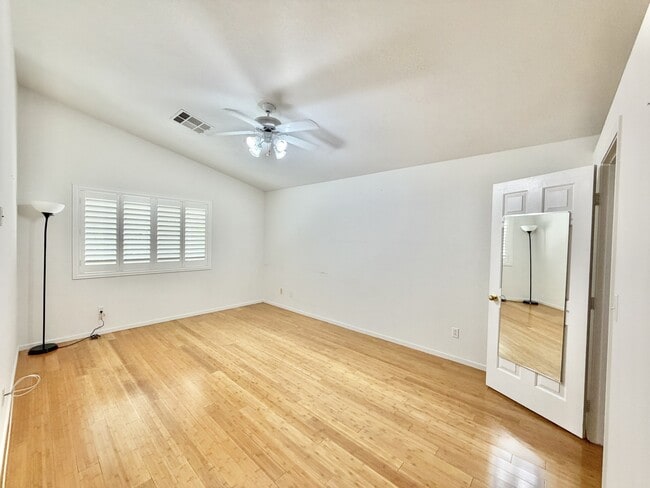 Building Photo - 8319 Haven Cove Ave