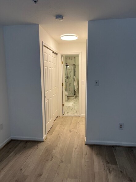 Second bedroom - 121 Timberbrook Ln