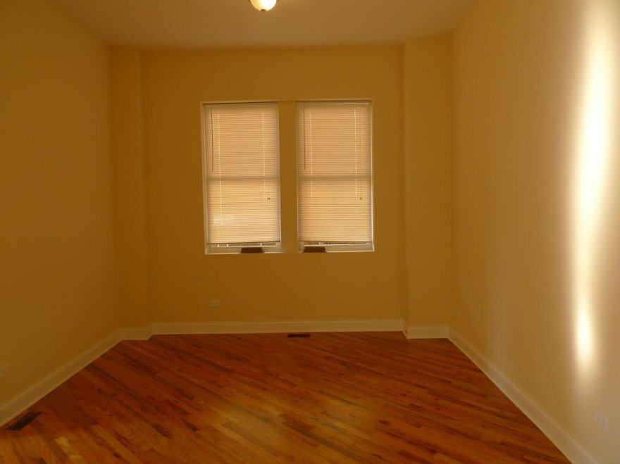 Building Photo - 1448 N Leavitt St