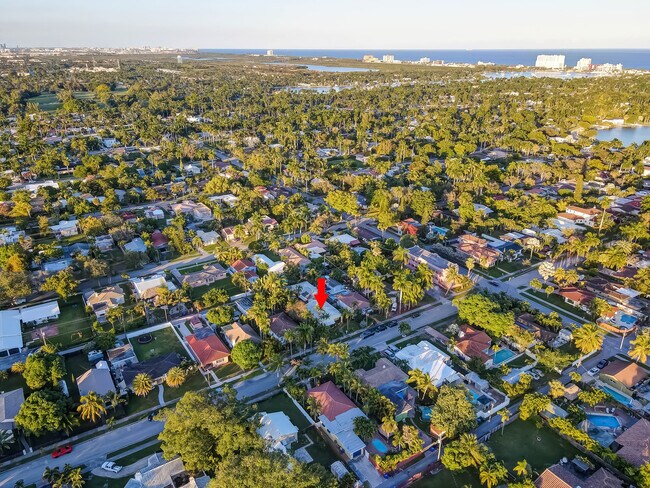 Building Photo - 1425 Madison St