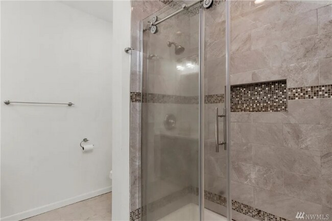 Building Photo - 1511 Wilson St SE