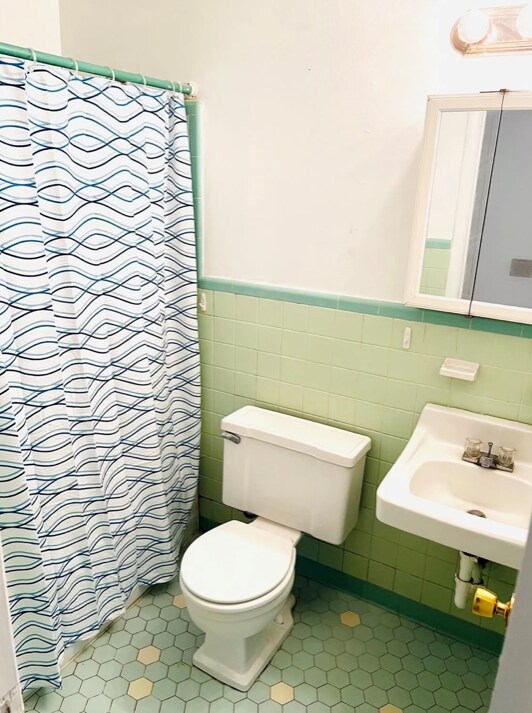 Building Photo - 3120 Guymar Rd