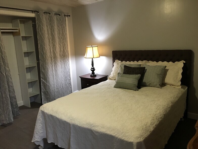 Bedroom - 926 Armistead St
